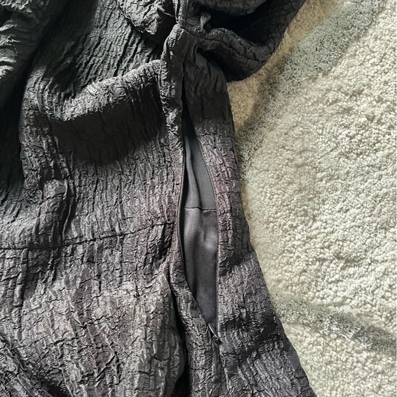 Zara mini dress Textured Weave Black Puff Princess Sleeve Ruffle Crinkle XXS - Picture 12 of 12